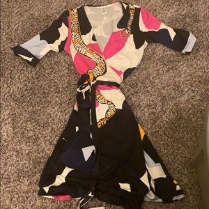 100% Silk DVF - Diane Von Furstenberg Wrap Dress